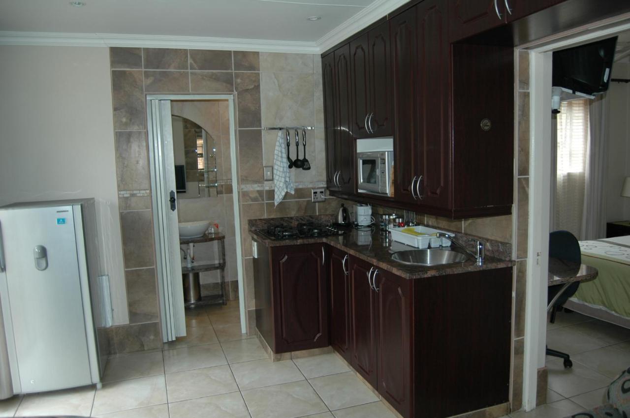 Bon A Vie Self-Catering And B&B Gonubie Full Solar Power, No Load Shedding! Екстер'єр фото